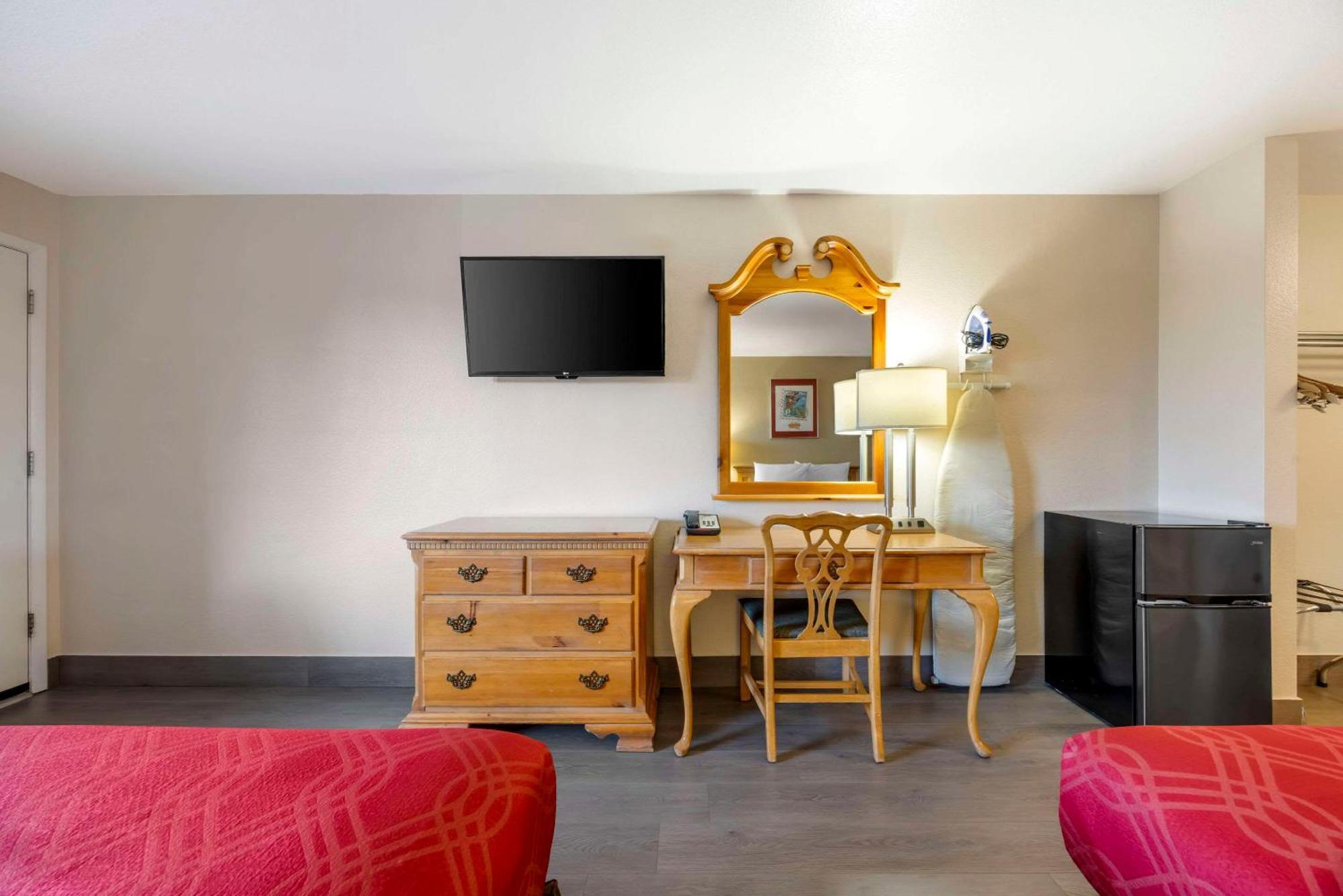 Rodeway Inn Albany Eksteriør bilde