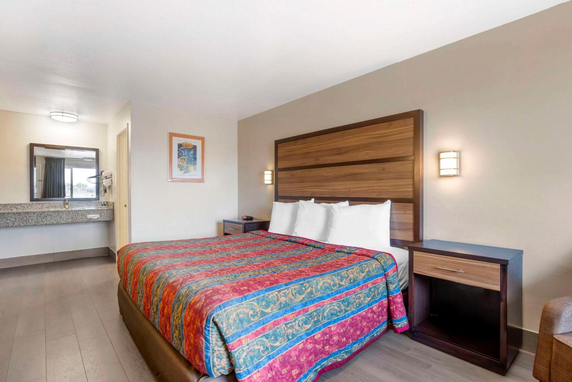 Rodeway Inn Albany Eksteriør bilde